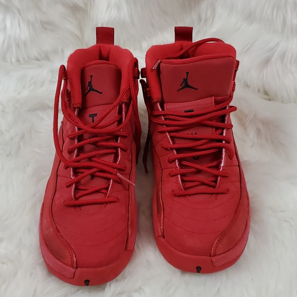 Nike Air Jordan 12 red leather shoes sneakers #153265-601 size 6.5Y